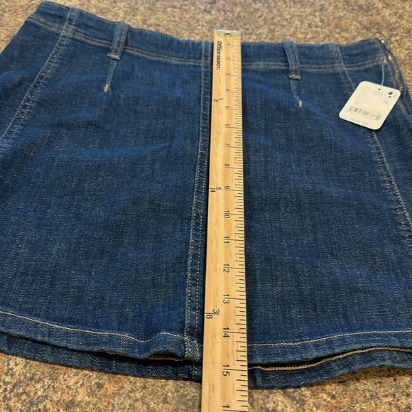We The Free Mini Skirt Denim Dark Blue Side Zip Closure Stretch Womens Size 30 - Picture 15 of 15